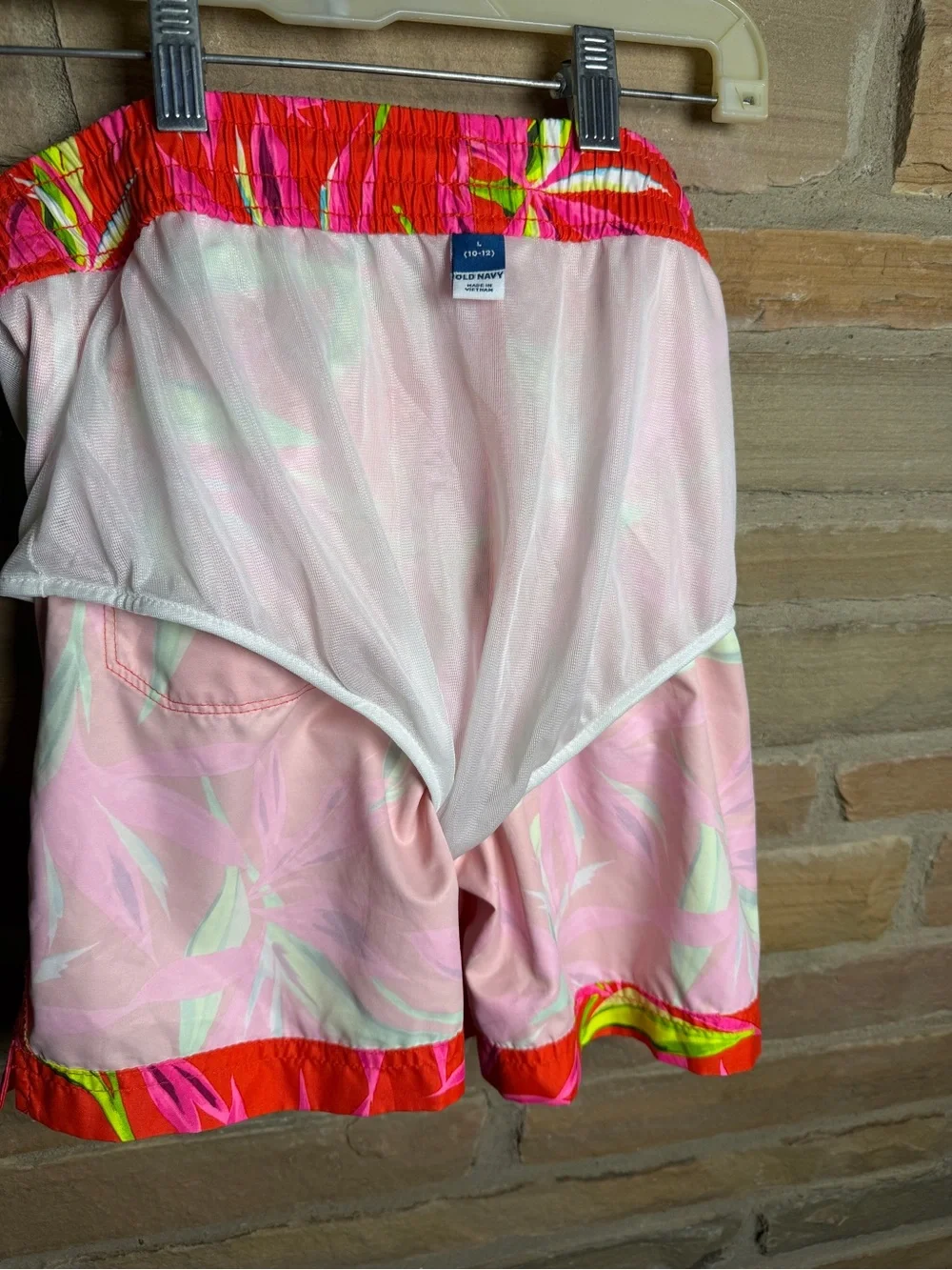 Old Navy boys  Swim Shorts - Vibrant Tropical Print . Size 10